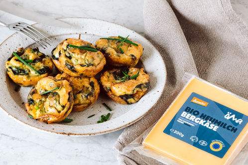Ricetta: mini omelette con formaggio e spinaci
