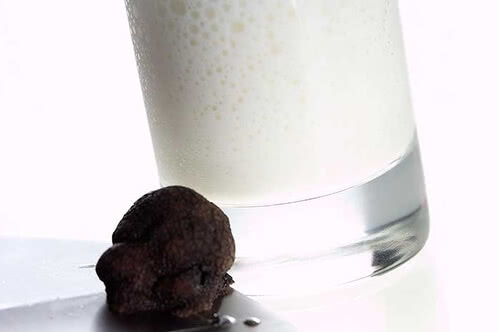 Ricetta: Latte macchiato con polenta e Pecorino Stagionato